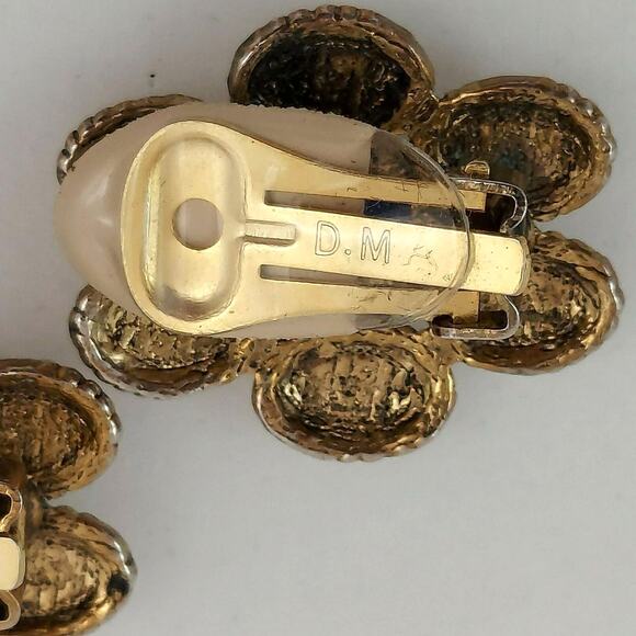 Vintage Blue Sodalite Flower Earrings Aurora Borealis Rhinestone Clip Estate DM - Picture 9 of 10